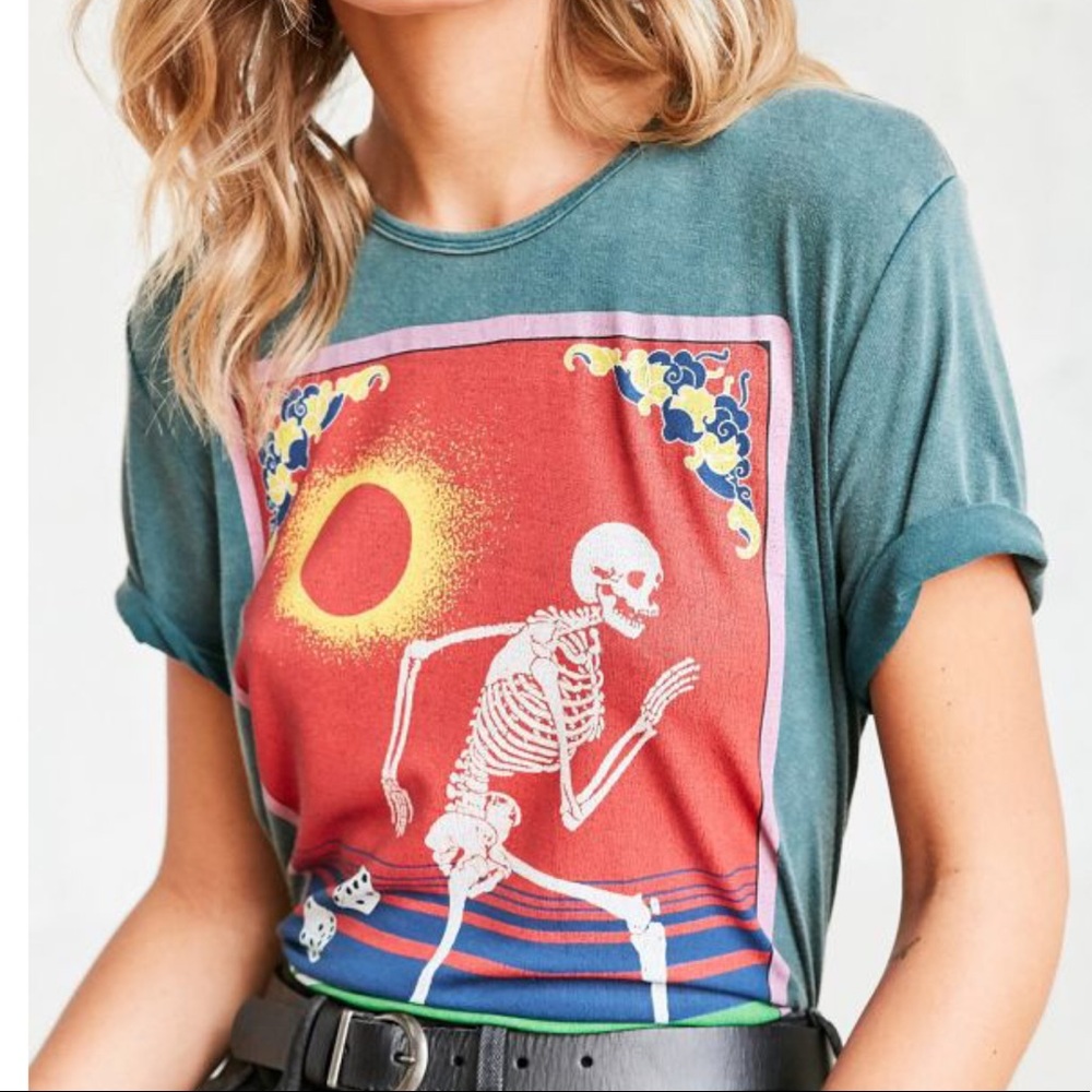 Urban Outfitters Graphic Tee | Silence + Noise